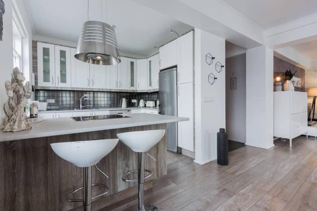 Superb Central Location, No Car Needed - Spacious Akureyri Exteriér fotografie